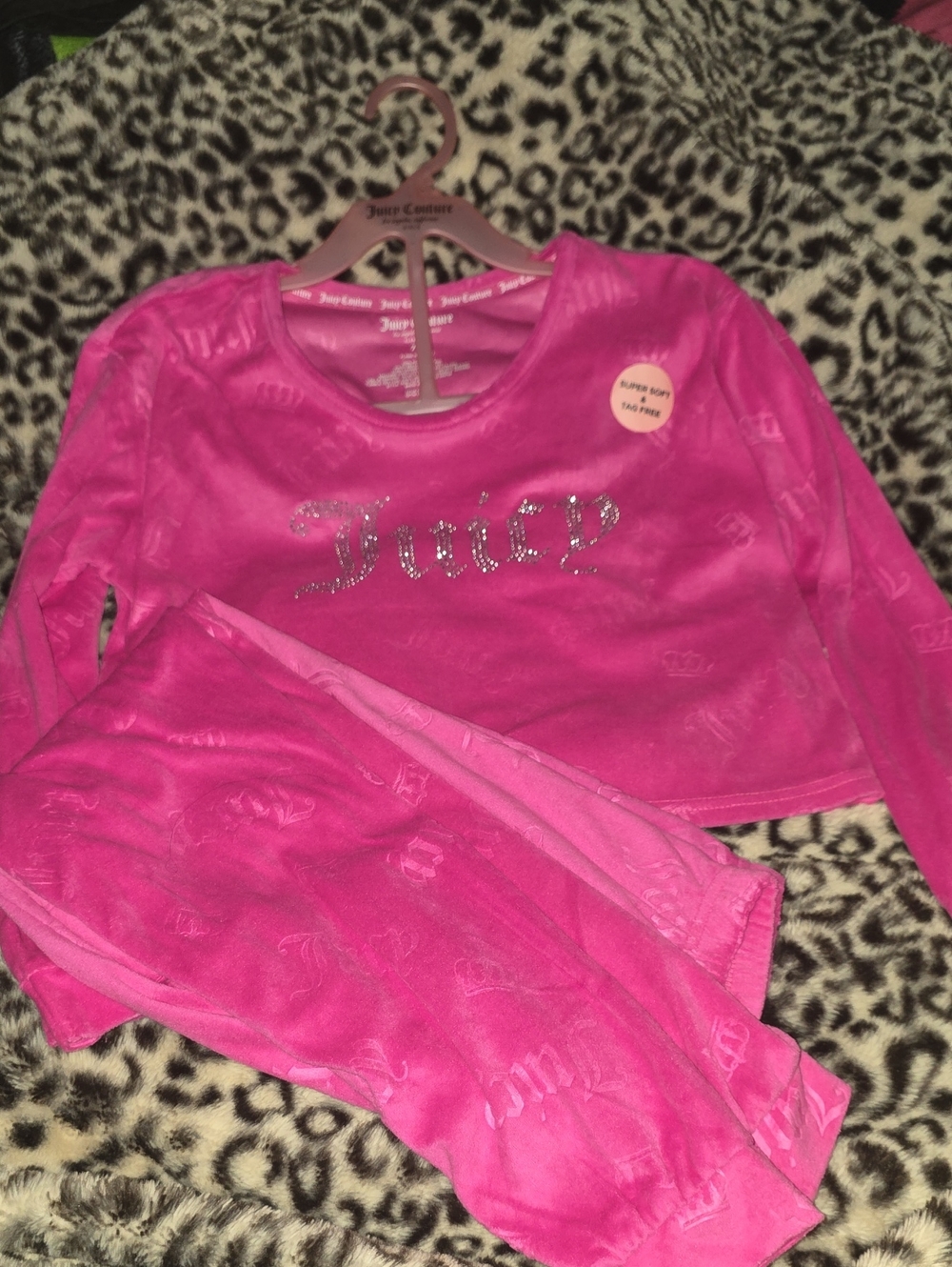 Juicy Couture Girls Bright Pink Velour Pajama Set with Sparkle Logo